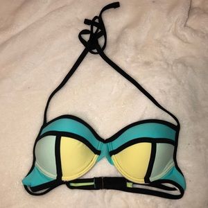 Size XS Push-Up Bikini Top